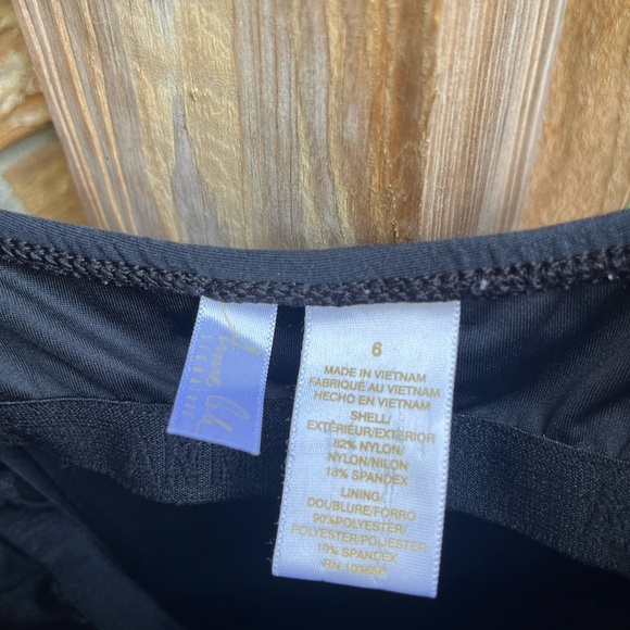 Anne Cole Black and Red One Piece Swimsuit - Picture 2 of 4